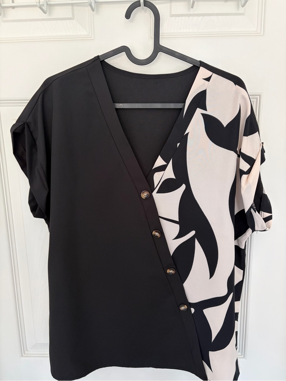 SHEIN Black Beige Floral Colorblock Button Blouse Size L